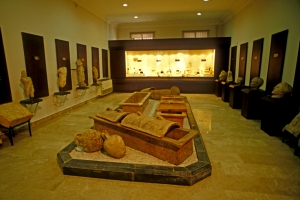 Mersin Müzesi arkeolojik eserler salonu. Fotoğraf : Mustafa Eser