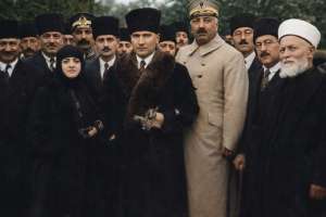 Ataturk-Mersinde.jpg