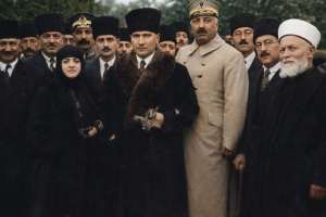 Ataturk-Mersinde.jpg