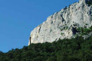 Ejderha-Kayalığı-1.jpg